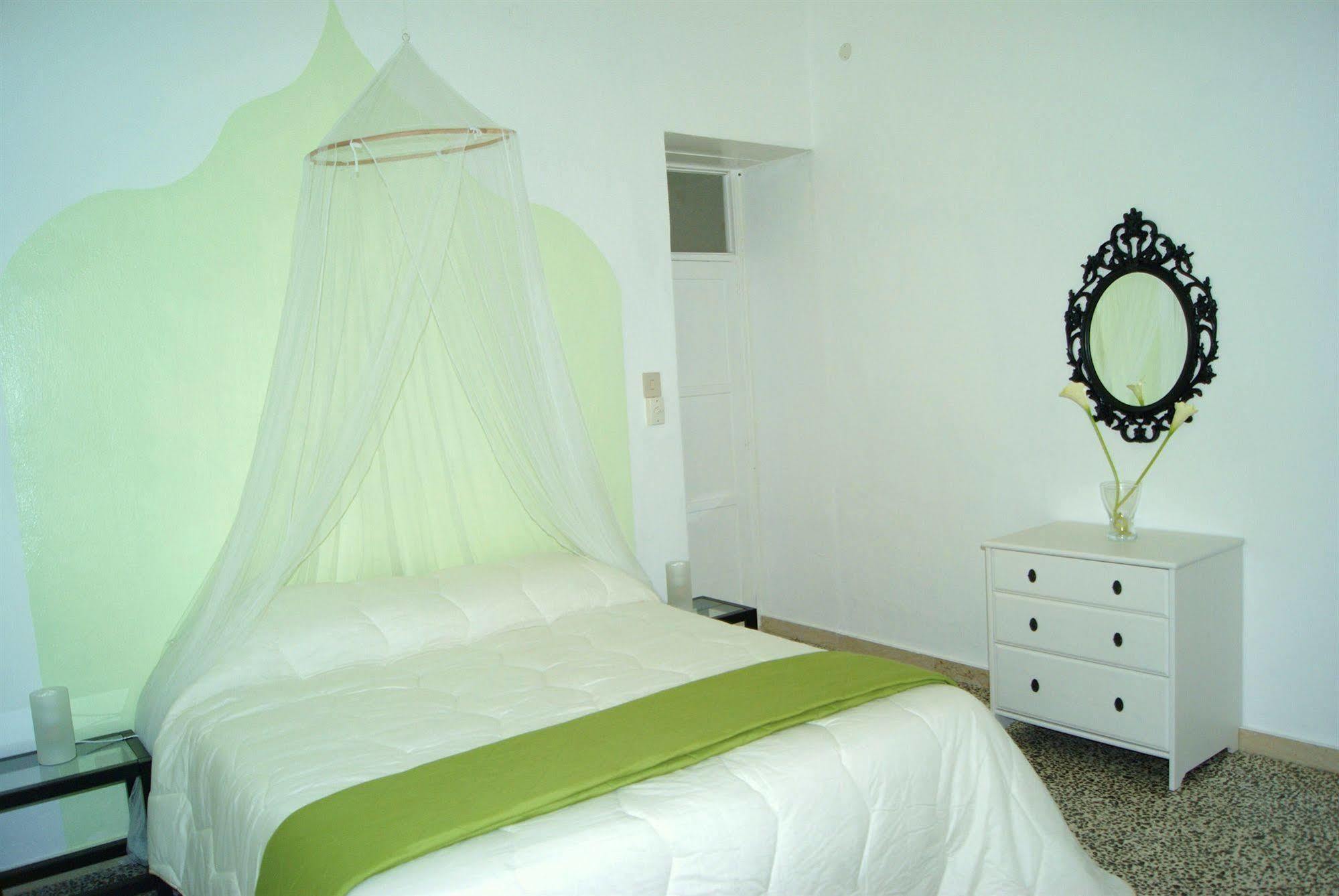 Beeclaire Guest House Palermo Exterior photo